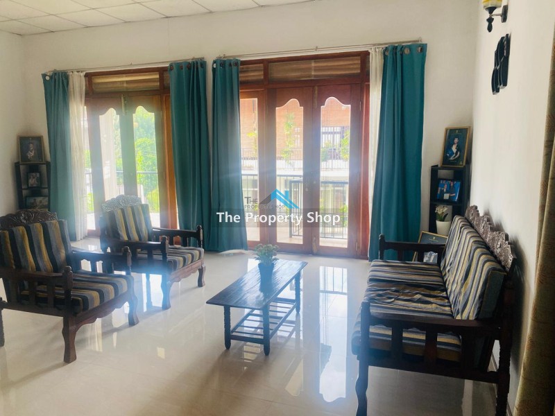 .5 perches with 02 story house for sale in Hanthana* Ideal for Residence purpose.*06 Bedrooms with 01 Attach bathroom and 02 Common bathrooms , pantry, living. Good environment.* Parking available for 02 vehicles in front space.* Water, Electricity, telephone facilities are available. * Documents in order• Excellent view environment. • This Location is situated to very close to Hanthana Main road (only 600m)• Good neighborhood.• Quiet natural surroundings.• Walking distance to Kandy hospital• Easy access to kandy• Taxi Stand, Shops, mini Supermarkets, Bank: few minutes. • Price can be Negotiable☆ : Kandy town 2 kmCall us for an appointment to visit the property.Please contact us for more Details: Hotline - 0777 507501 Genuine buyers only.NO BROKERS PLEASE..Visit our website for more properties.